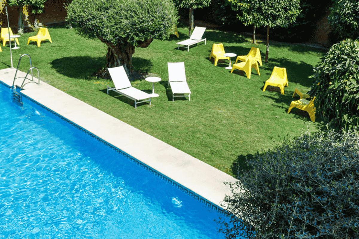 Hotel-Centro-Santa-Justa-Sevilla piscina